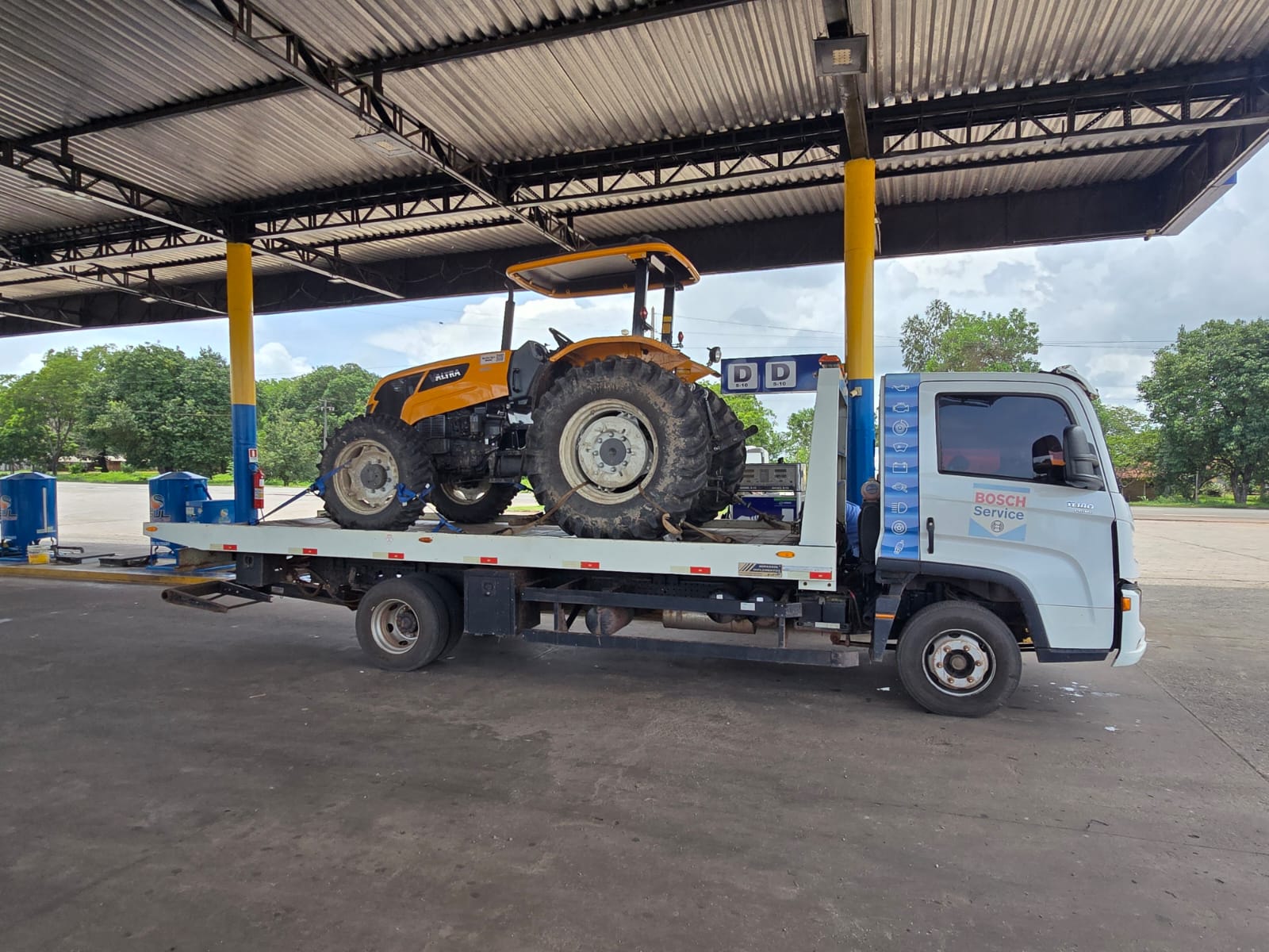 Transporte de trator agrícola em Itapecuru Mirim